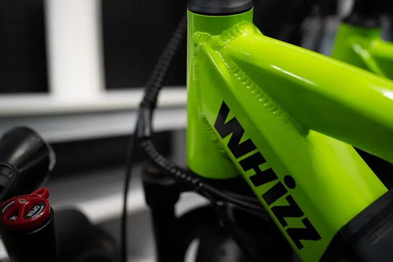 Whizz – e-bikes for delivery riders in Manhattan Union storefront