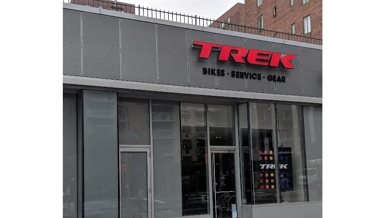 Trek Bicycle Stuyvesant Town storefront