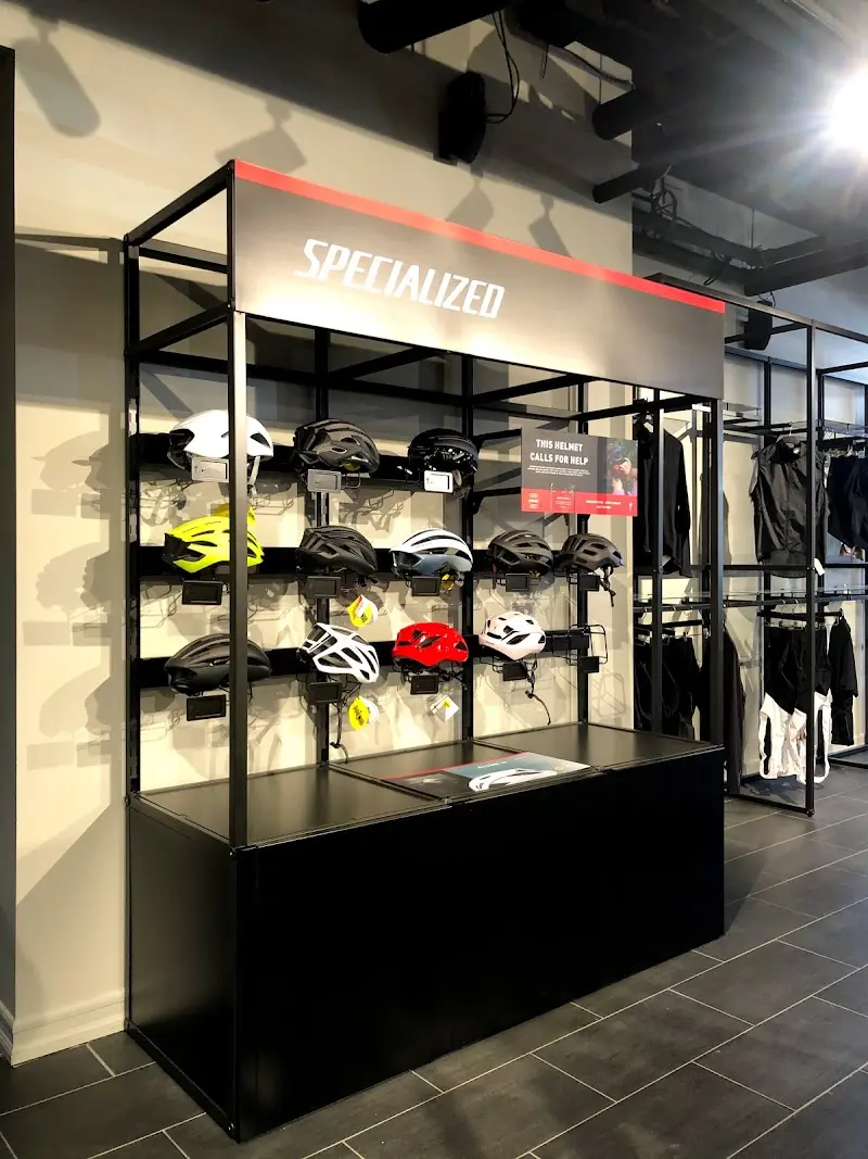 Hilltop Bicycles New York City - Williamsburg storefront