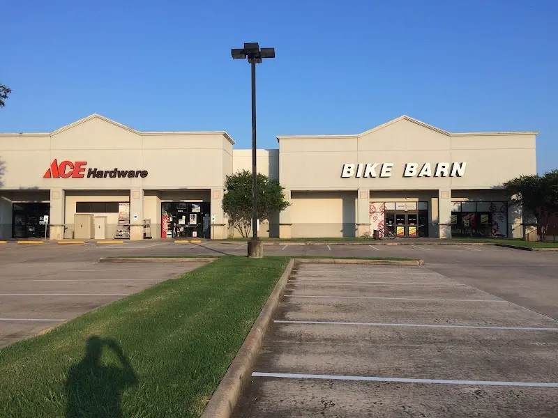 Trek Bicycle Clear Lake storefront