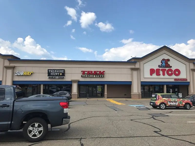 Trek Bicycle Robinson Township storefront