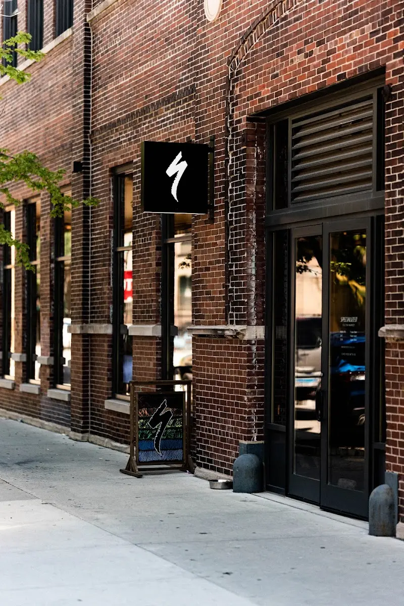 Specialized Chicago - Fulton Market storefront