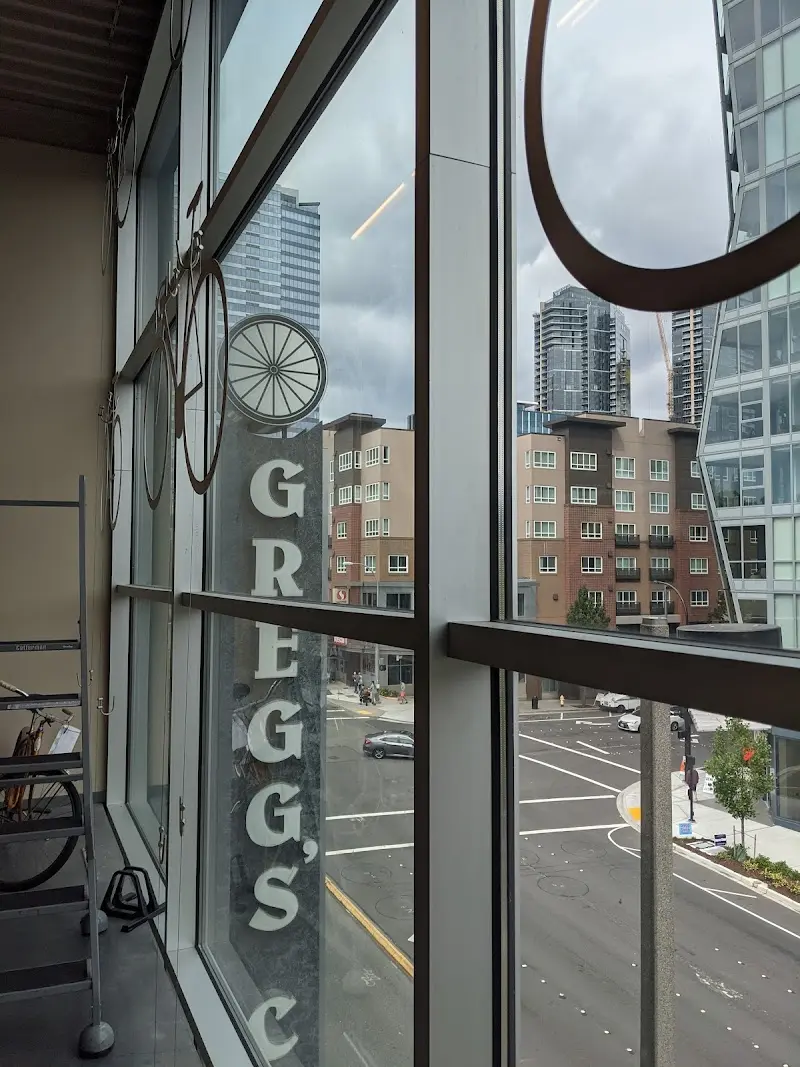 Gregg's Bellevue Cycle storefront