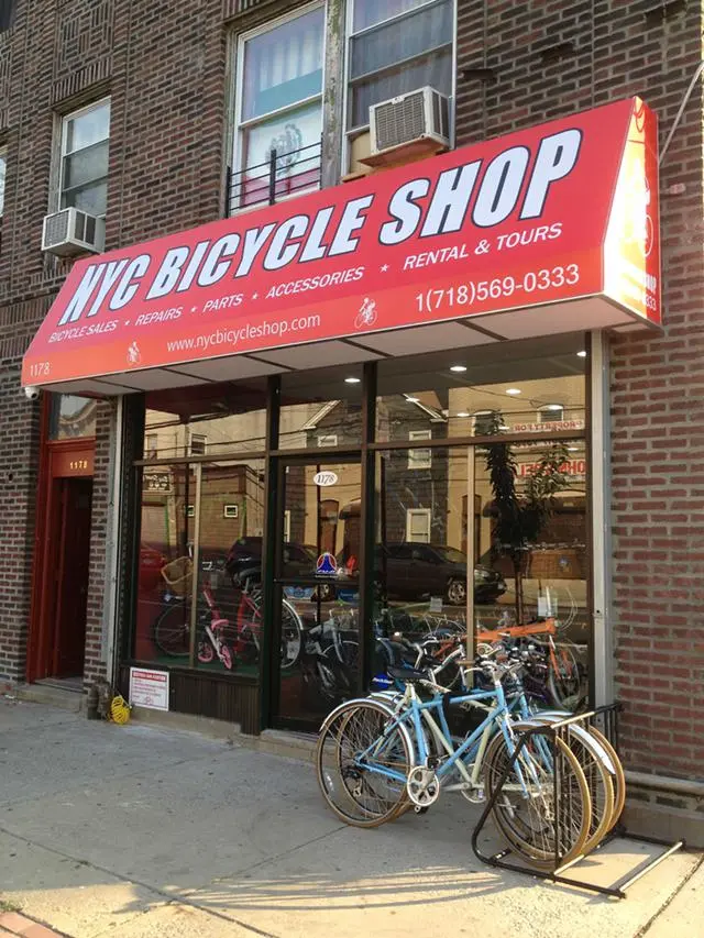NYC Bicycle Shop storefront