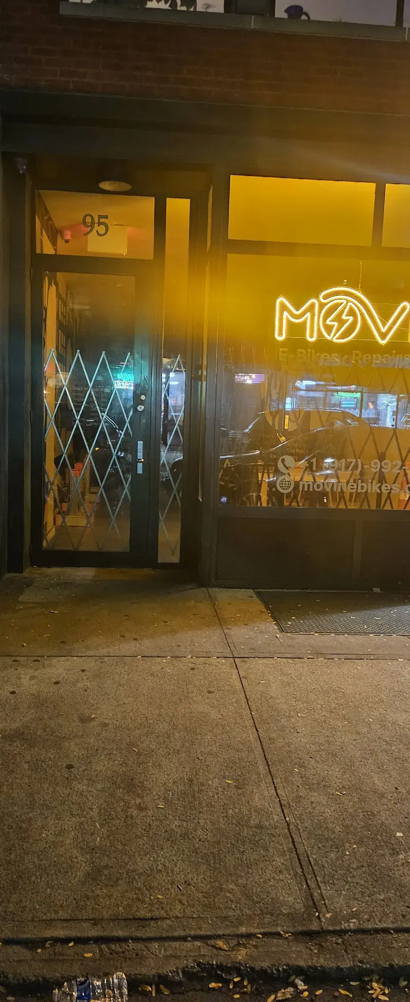 Movin' Mobility - Electric Bikes Manhattan storefront