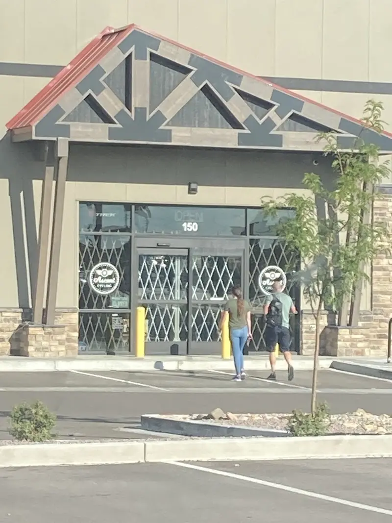 Ascent Cycling storefront