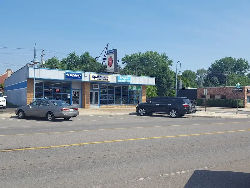 Roll Models Bike Shop storefront