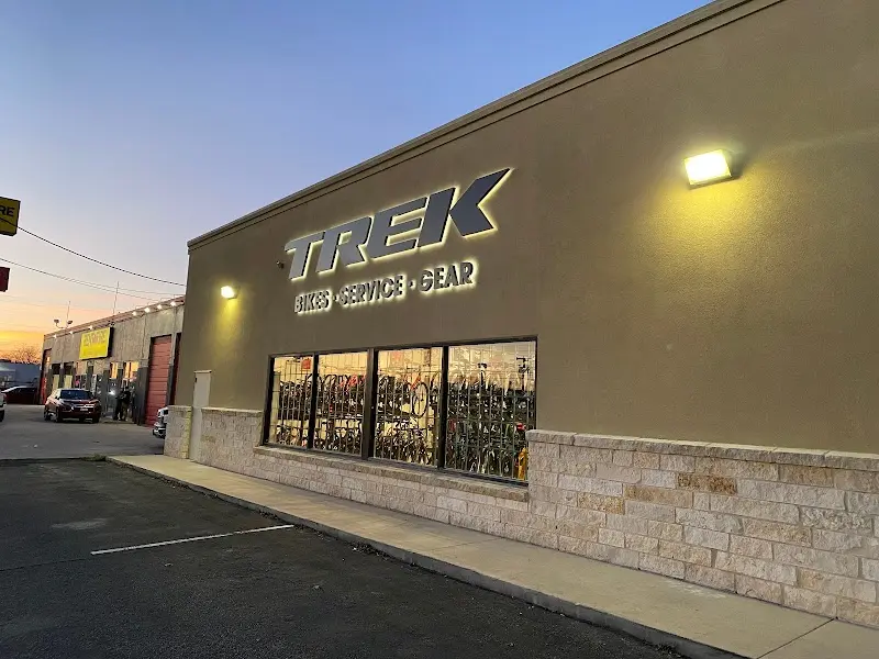 Trek Bicycle San Antonio South storefront