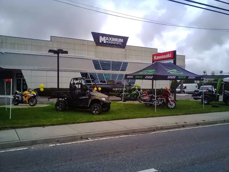 Maximum Motorsports storefront