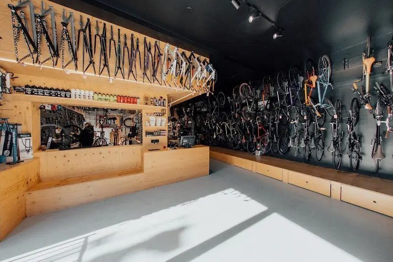 Vélo IBIKE Montréal storefront