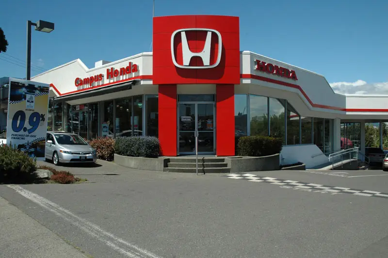 Campus Honda storefront