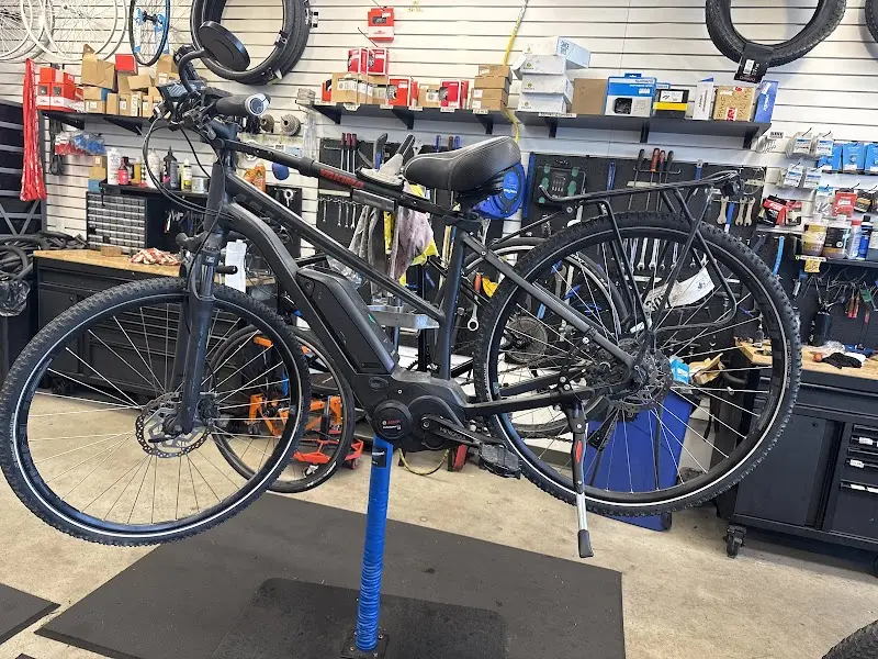 Repair and Run Vancouver/ Burnaby storefront