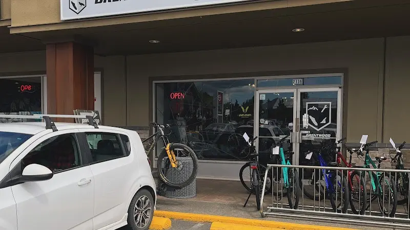 Brentwood Cycle storefront