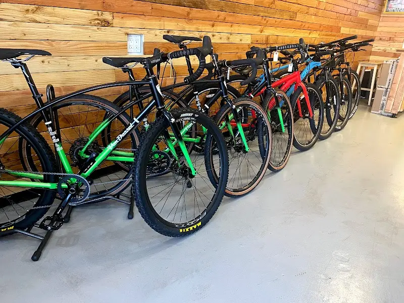 Hutch's Bicycle Garage storefront