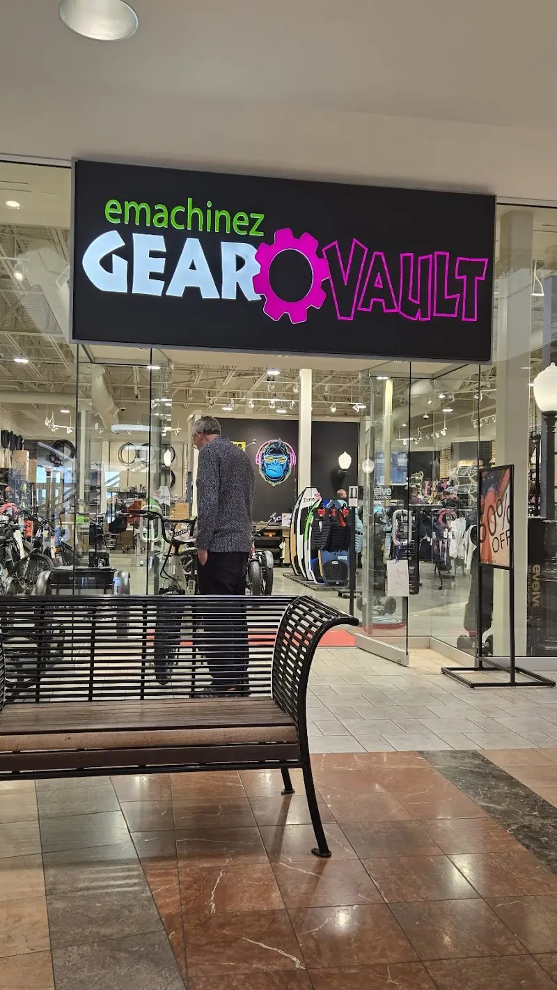 Emachinez - Gear Vault Layton storefront