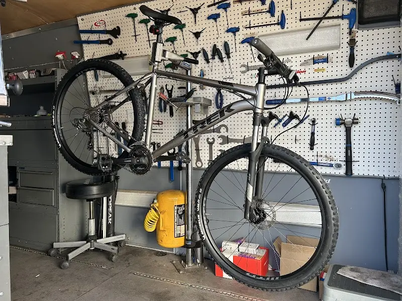 Thrill Bikes storefront