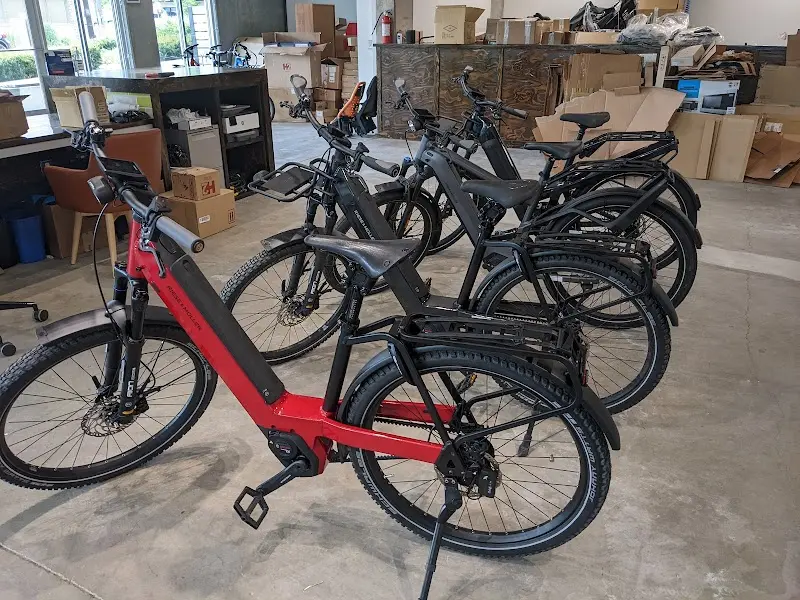 Dandelion Bikes storefront