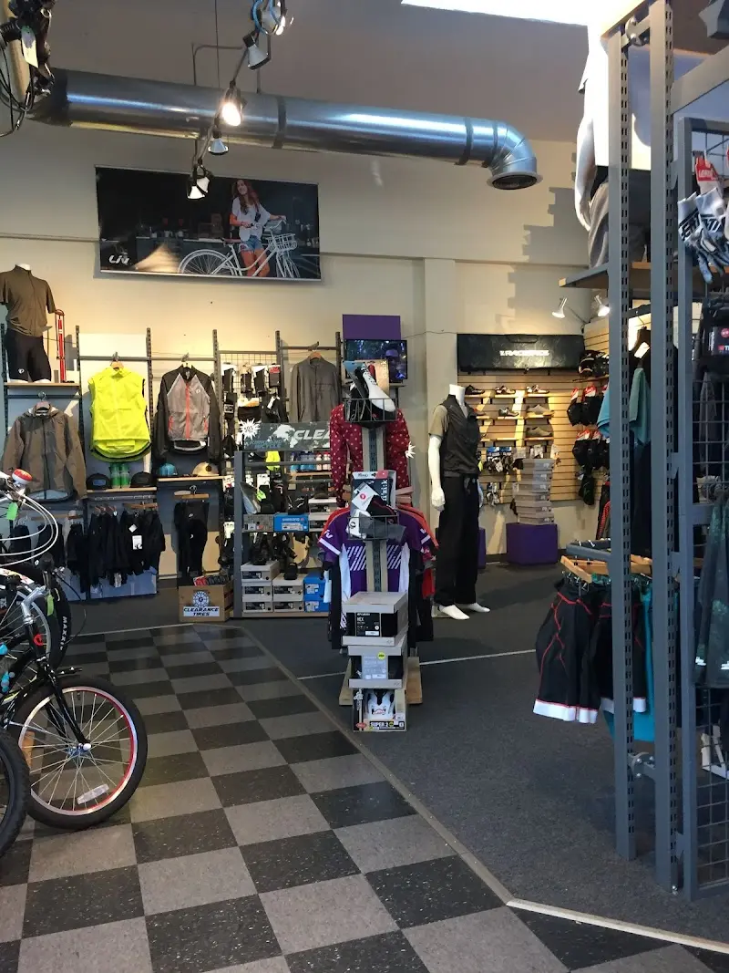Kirkland Bicycle storefront