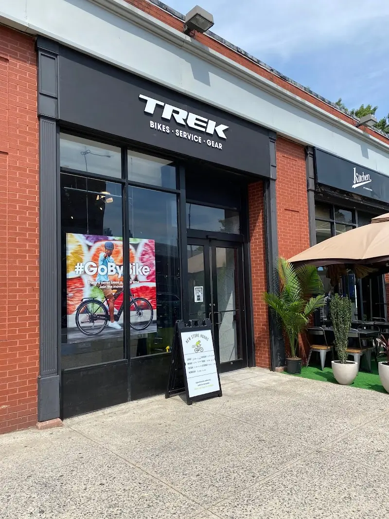 Trek Bicycle Cobble Hill storefront