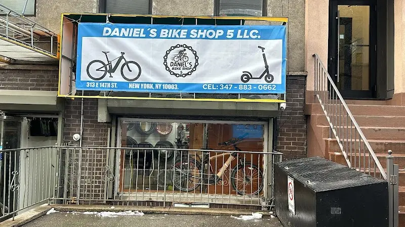 Daniels Bike Shop storefront