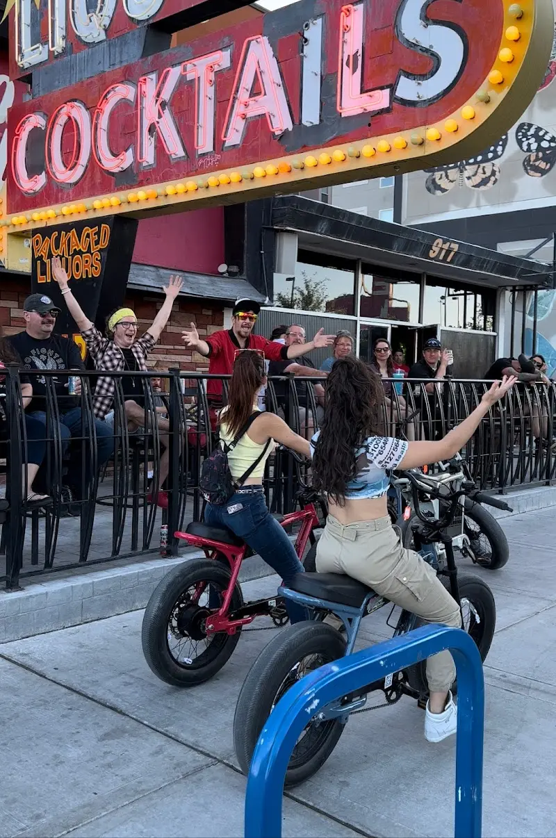 Ultra E-Bikes storefront