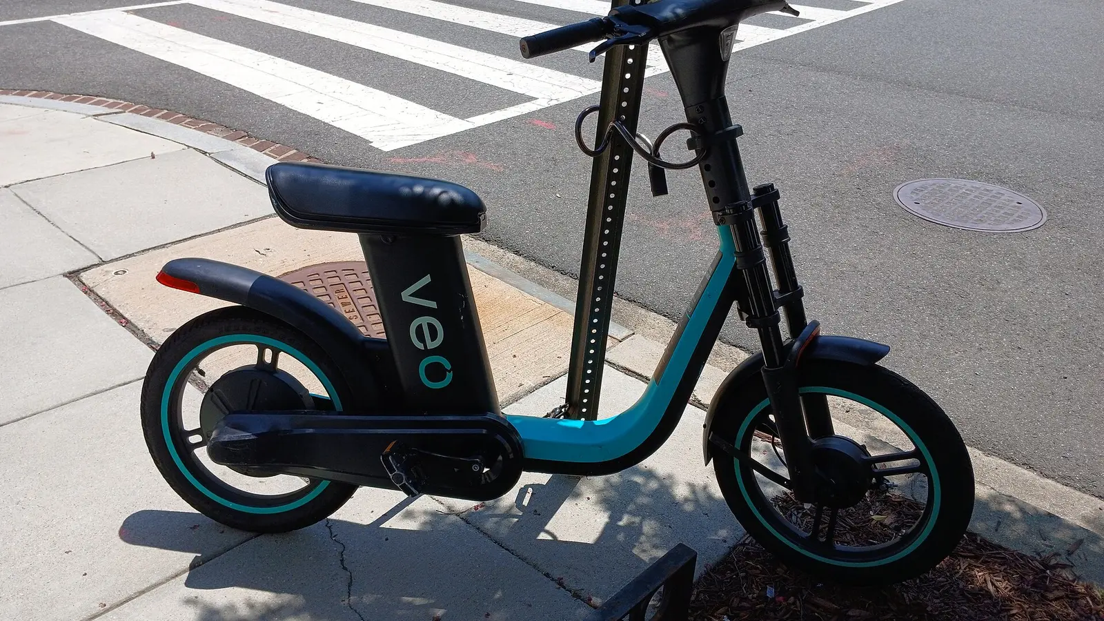 Panama City Beach Weighs a 10 mph Sidewalk Limit for Class 1 E-Bikes, With a Second Reading Expected in Early August