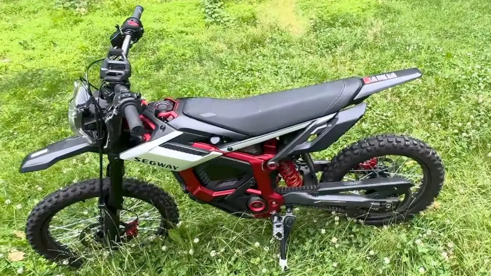 Segway Xaber 300 Buyer Takeaways: What Electrek's Month of Riding Found on the $5,299 E-Moto