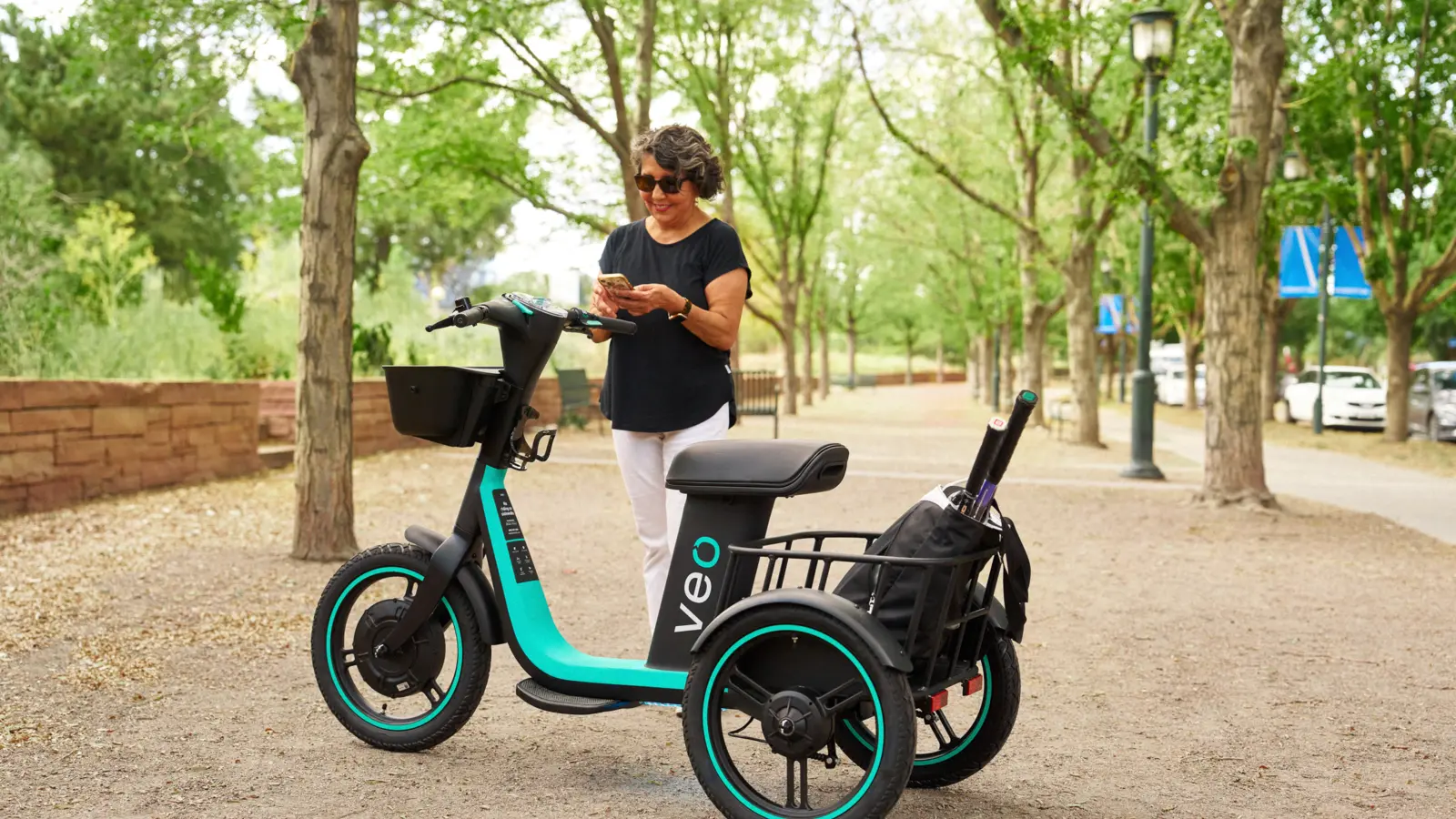 Veo Puts a Shared Electric Trike on Denver Streets: What Riders Can Actually Try Now